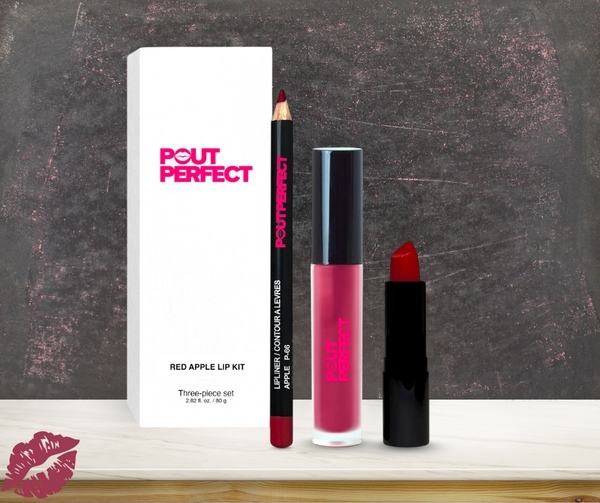 ✨NEW✨ Lavishing Lip Kit 💋 Red Apple