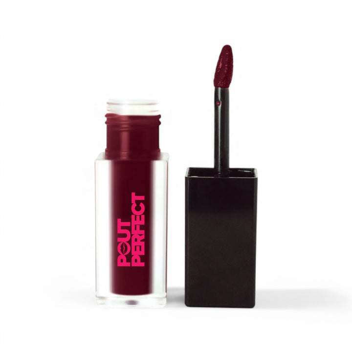 Magnificent Matte Lip Stain ⭐ Outlandish - Pout Perfect